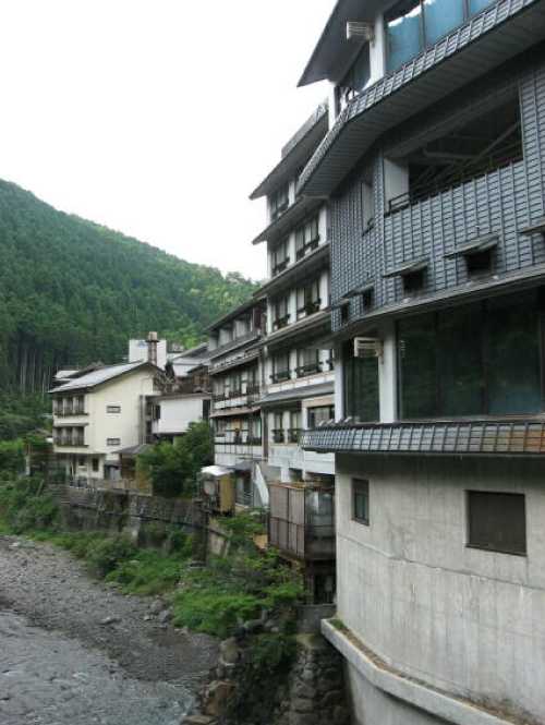 龍神温泉旅館街