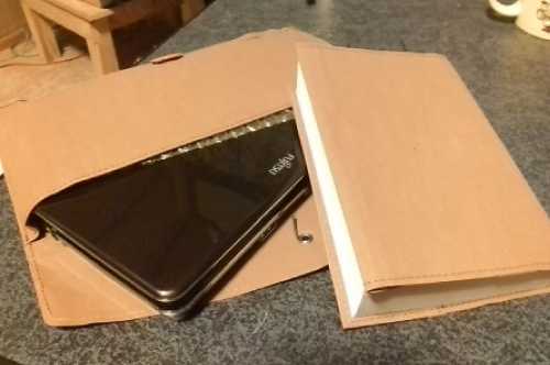 ジーンズのラベル素材で作った